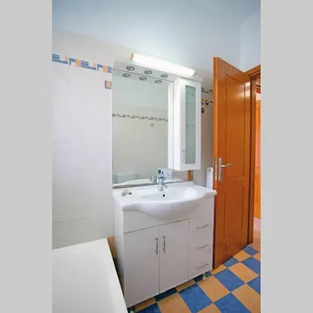 Royal Blu Kyparissia